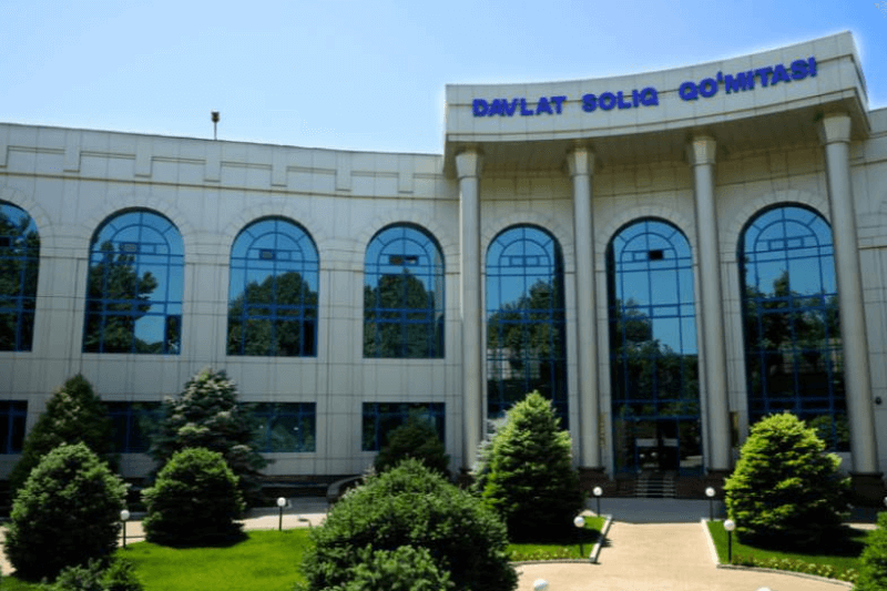 Два банка Узбекистана получили предупреждение от Налогового комитета за сбои в обработке платежей