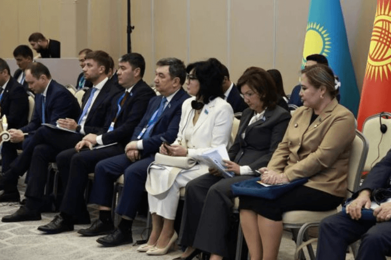 В Хиве проходит второй межпарламентский форум стран Центральной Азии для укрепления сотрудничества