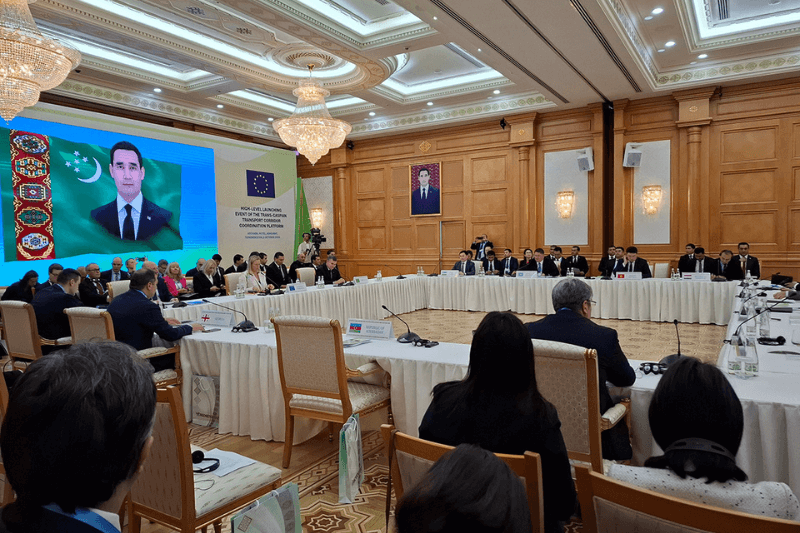 Расширение международного сотрудничества в транспортно-коммуникационной сфере