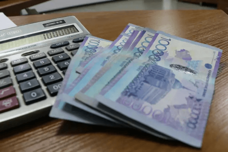 В Ташкенте банковский сотрудник обманом присвоил 61 000 долларов, обещав помочь с ипотекой