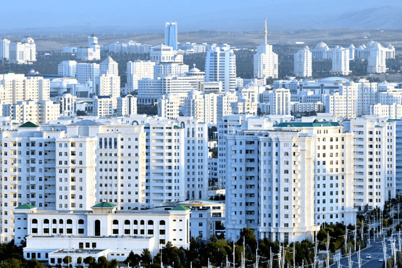 Россия передаст вузам Туркменистана более 1000 учебных пособий