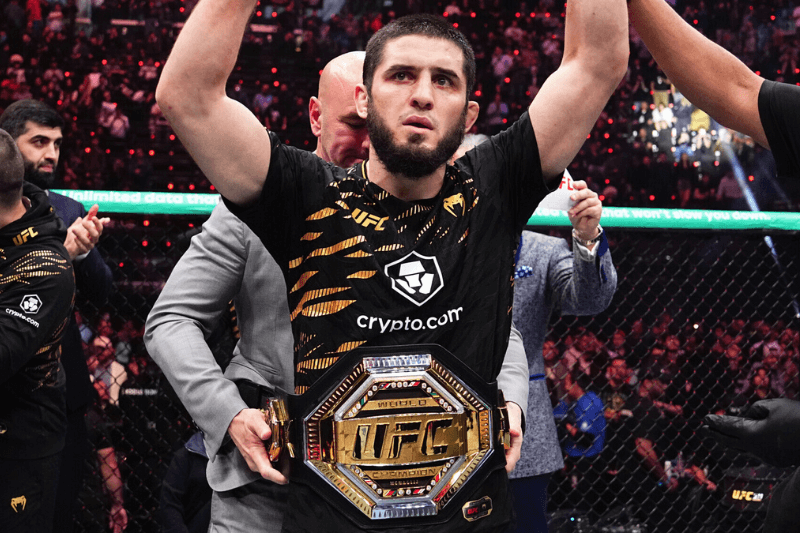 Ислам Махачев стал самым высокооплачиваемым бойцом турнира UFC 311