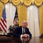 Трамп ввел санкции против Колумбии за отказ принимать мигрантов