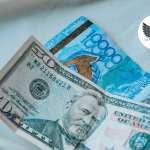 Курс доллара в Казахстане резко вырос на 12 тенге