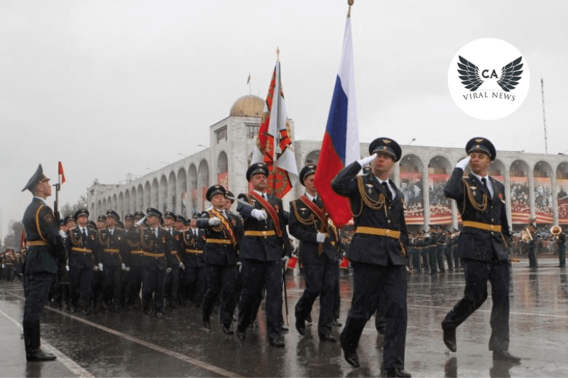 Российские военные и техника на параде Победы в Бишкеке