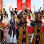 В Кыргызстане открылся международный фестиваль традиционной культуры и музыки Рух Санат