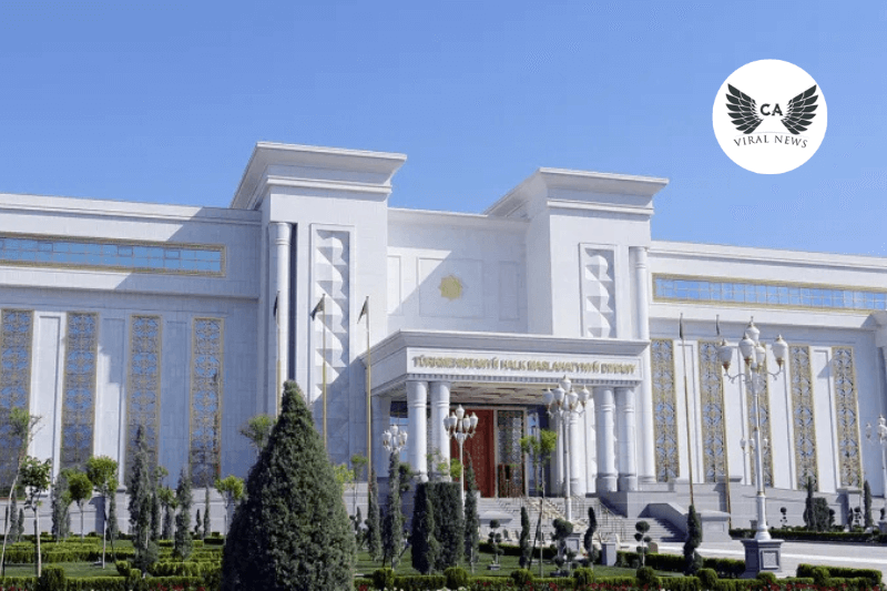 Новый университет в Туркменистане открыт для 3000 студентов