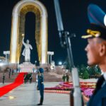 Путин прибыл в Таджикистан с государственным визитом и примет участие в саммитах СНГ и «Центральная Азия – Россия»