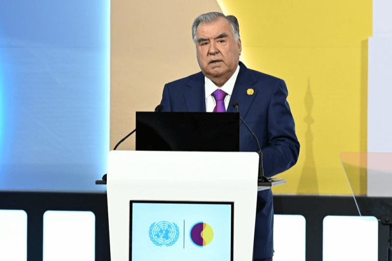 Президент Таджикистана Эмомали Рахмон выступил на саммите ООН в Дохе, подчеркнув важность социального развития, образования и «зелёной» экономики