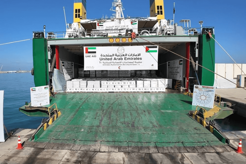 Гуманитарная помощь ОАЭ Газе миссия судна Умм-аль-Эмират