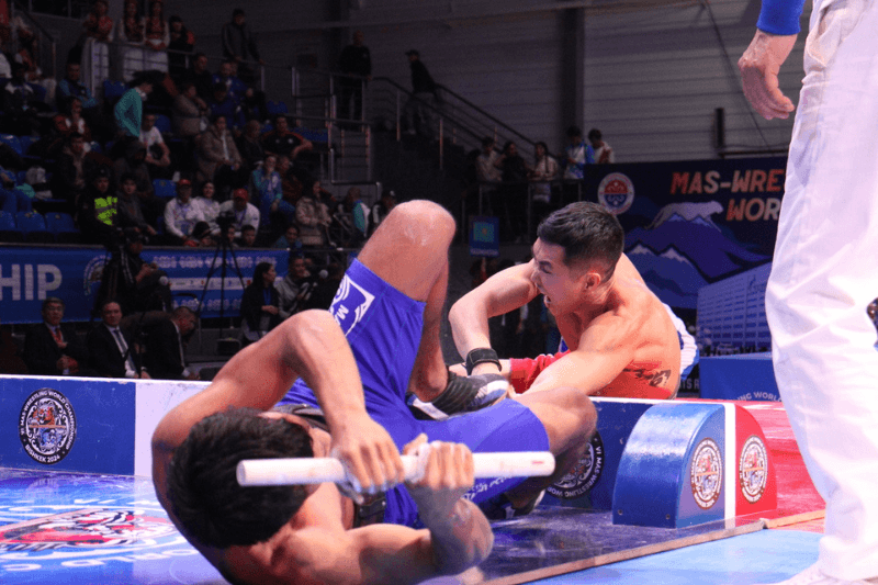 Международный турнир по мас-рестлингу в Караколе 2026