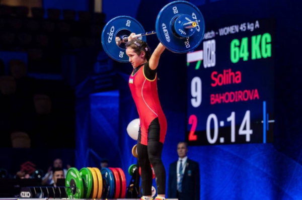 Юные тяжелоатлеты Узбекистана завоевали первую медаль на чемпионате Азии