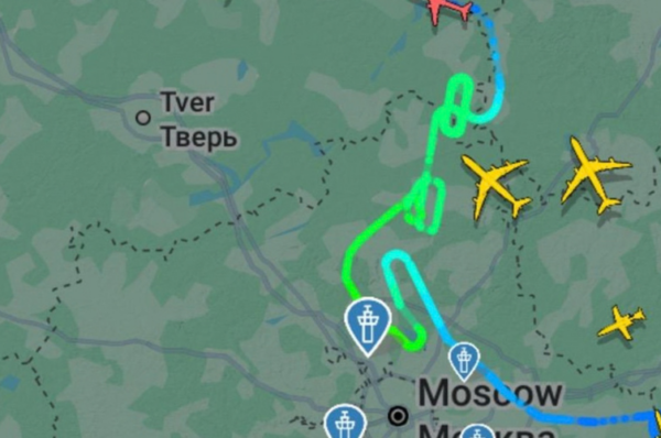 Из-за атаки БПЛА Путину пришлось возвращаться из Туркменистана через Санкт-Петербург